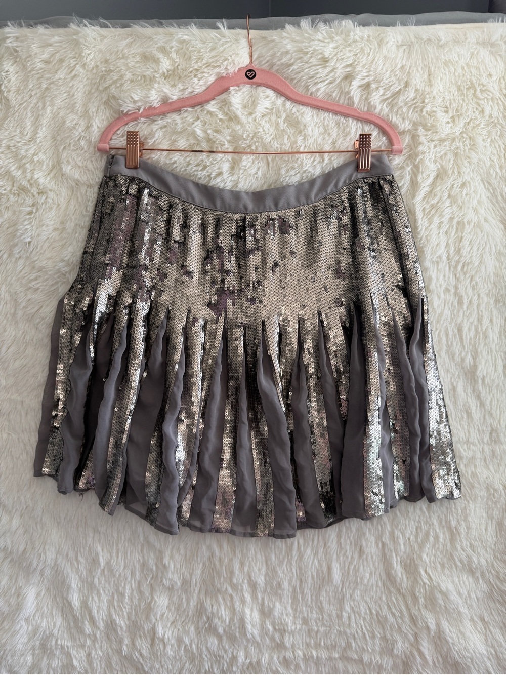 Banana Republic Womens Pleated Sequin Mini Skirt 8 Grey Lined Party Metallic - Picture 6 of 8